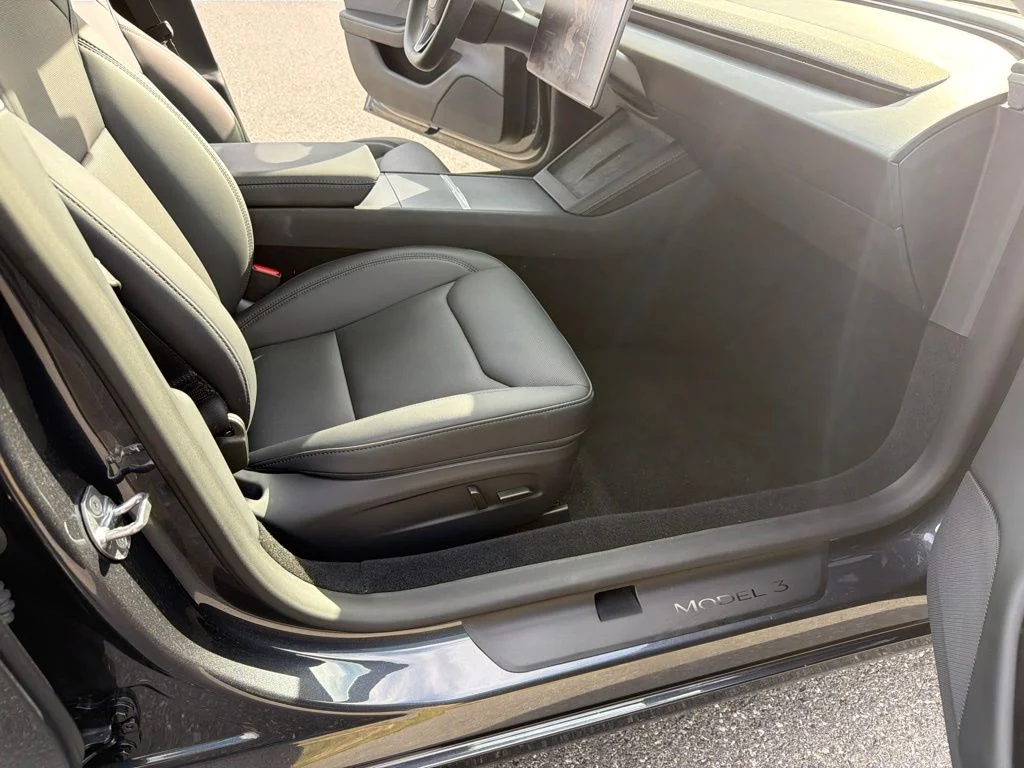 Used 2025 Gray Tesla  image 23