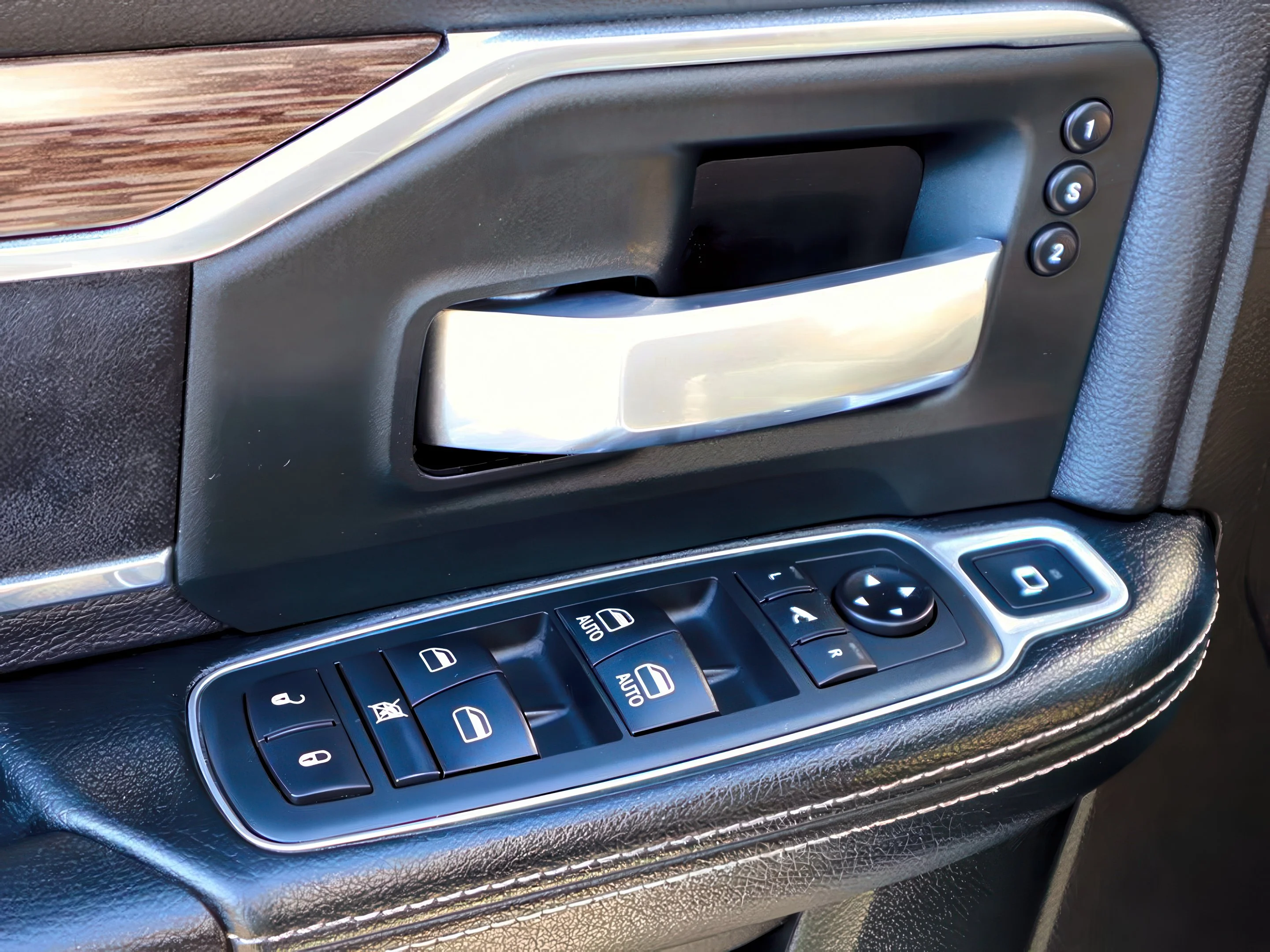2020 RAM Ram 2500 Pickup Laramie - Photo 8