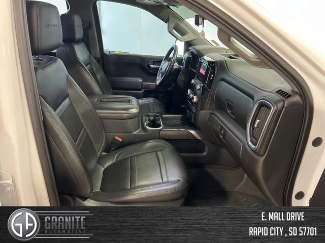 Used 2020 White GMC Denali image 36