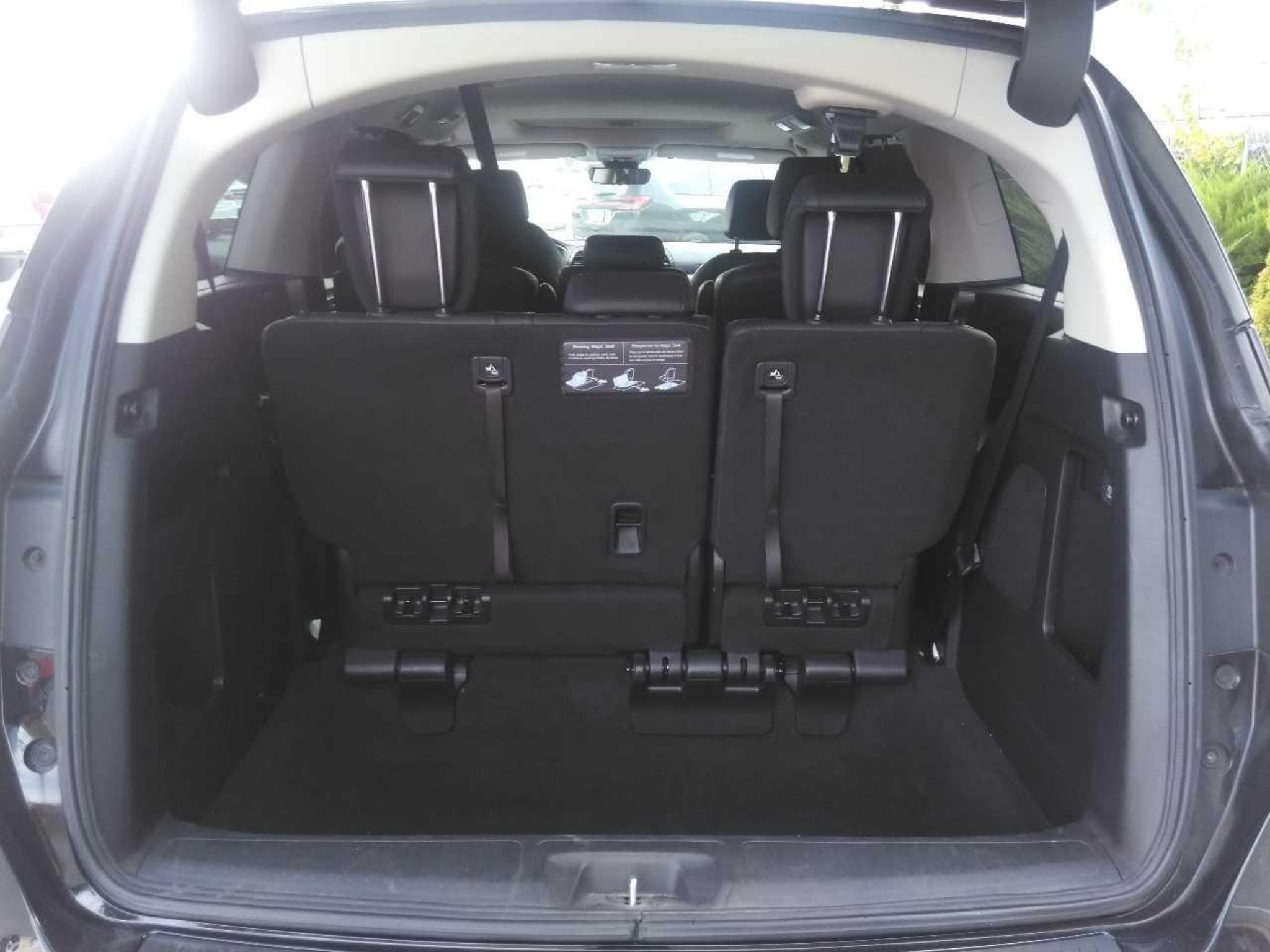 Used 2025 Crystal Black Pearl Honda EX-L image 6