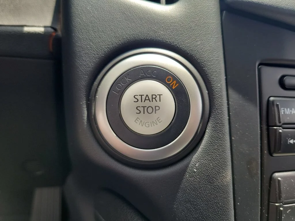 Used 2011 Gray Nissan 2dr Cpe Auto image 15