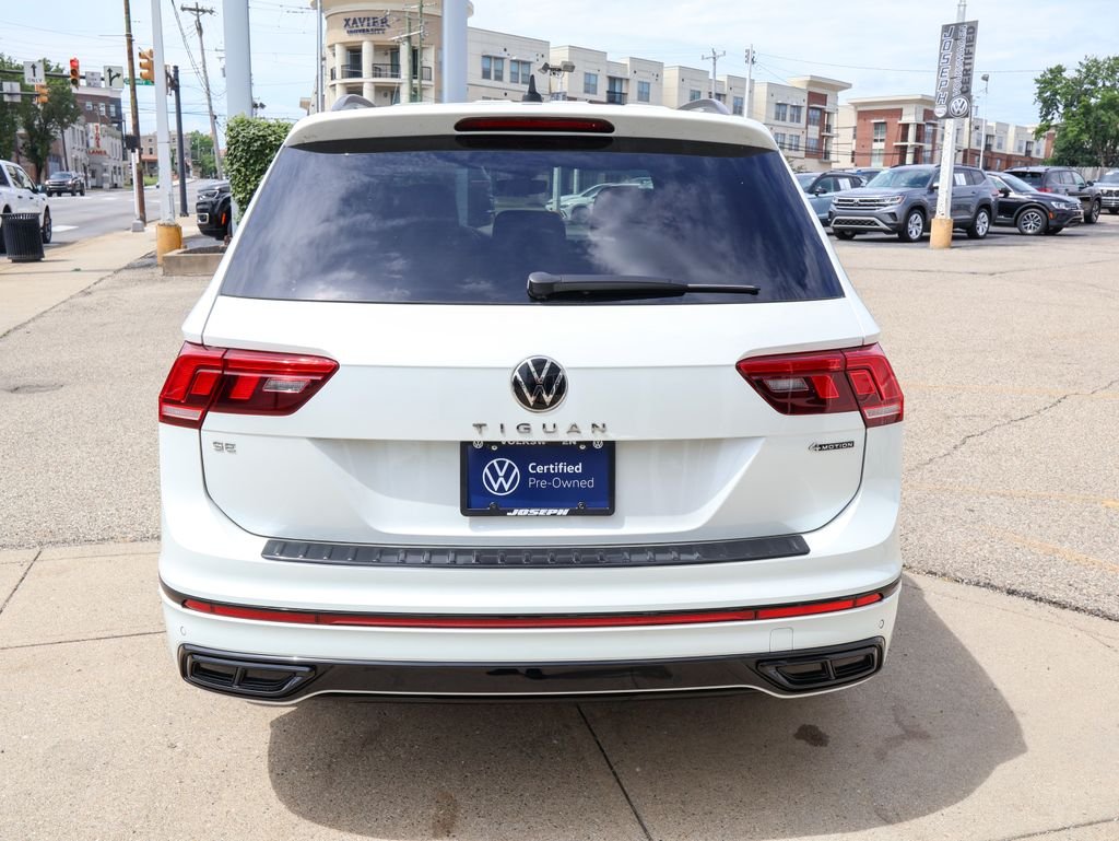 Certified Used 2023 White Volkswagen 2.0T SE R-Line Black image 4