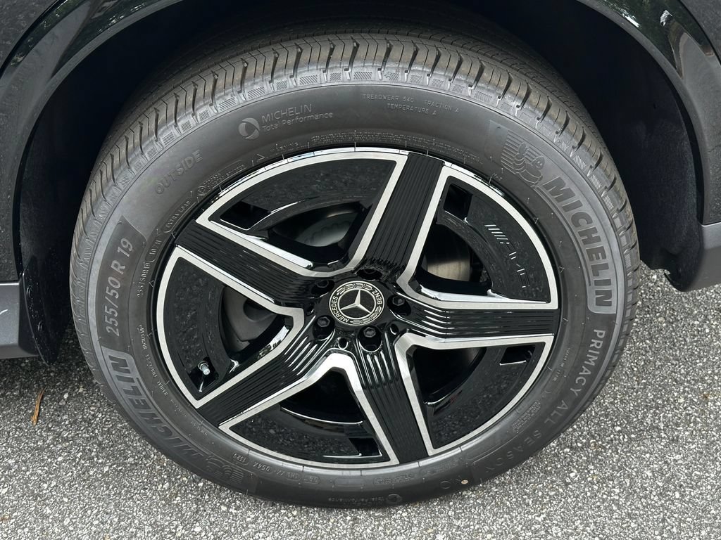 New 2026 Black Mercedes-Benz GLC 300 image 61