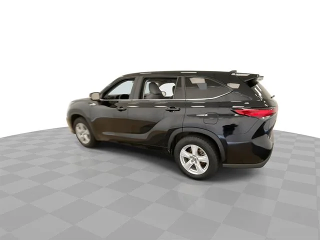 Used 2023 Midnight Black Metallic Toyota LE image 7