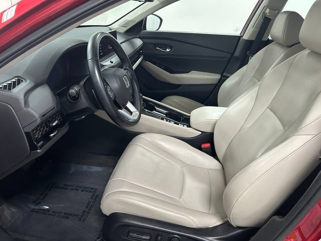 Used 2024 Red Honda Touring image 12