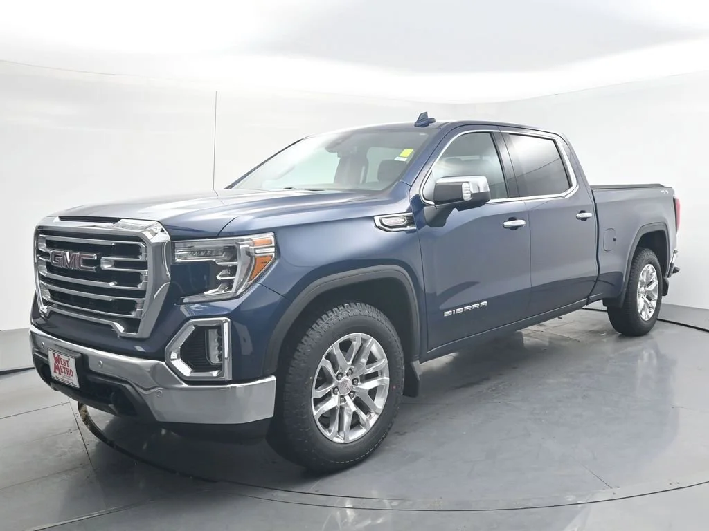 2020 GMC Sierra 4WD Crew Cab Standard Box SLT's photo