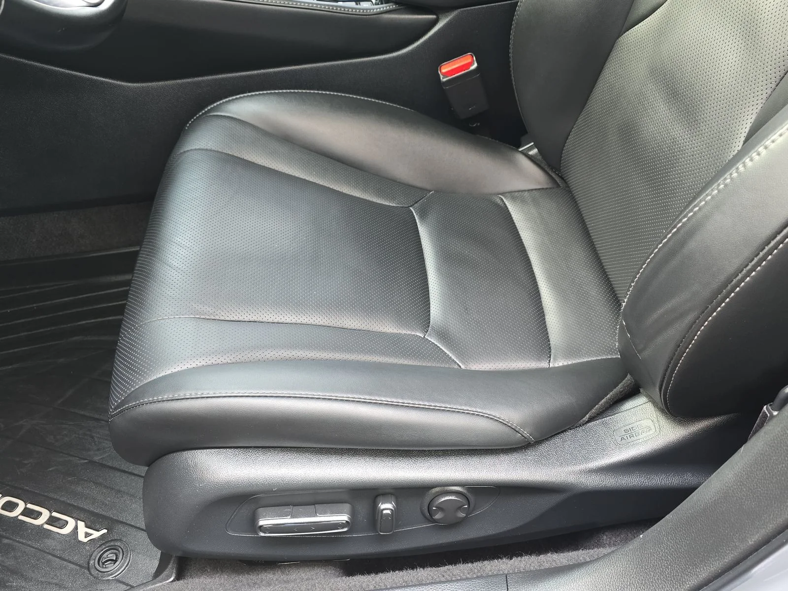 2024 Honda Accord Hybrid Touring - Photo 27