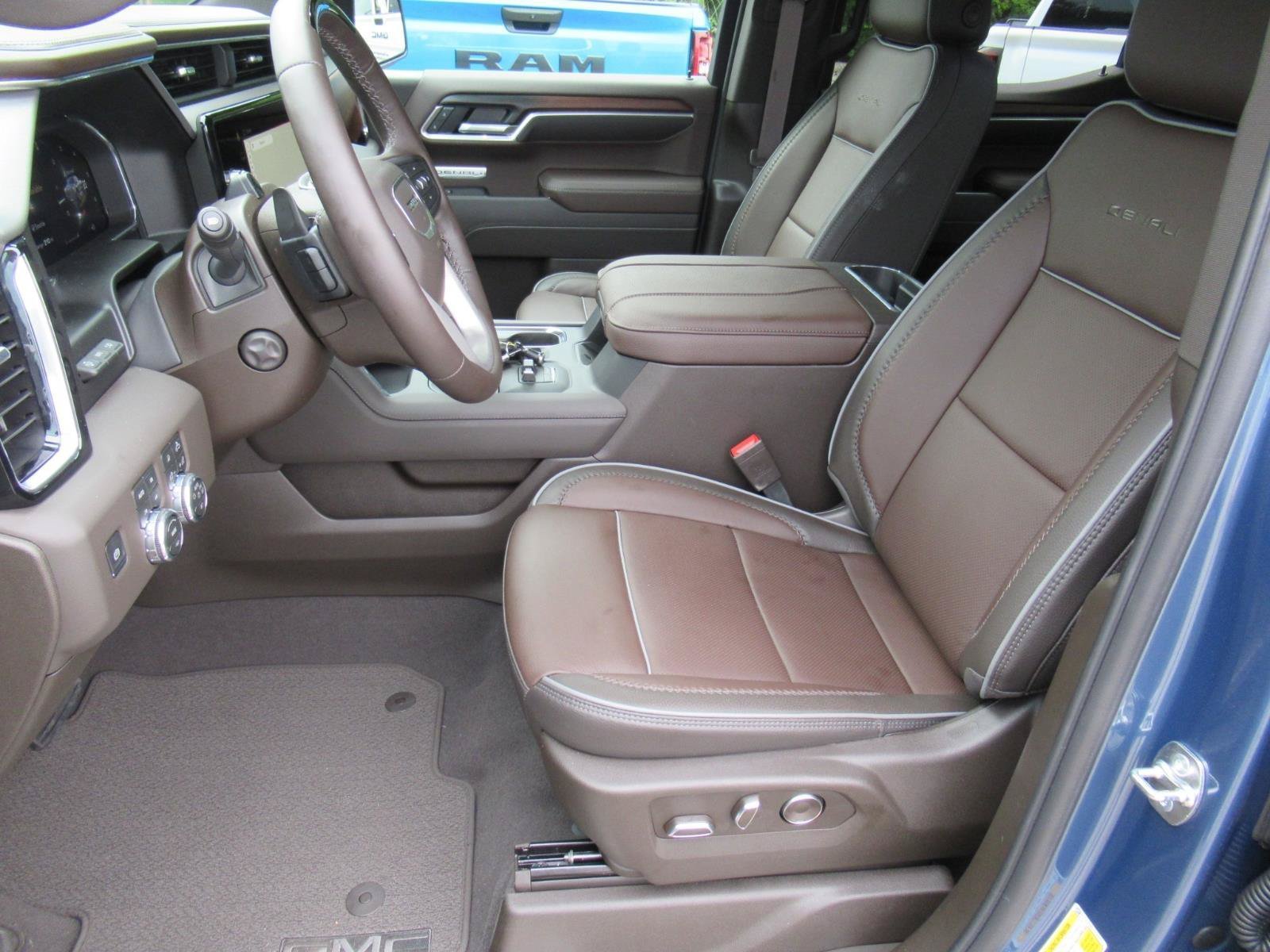 Used 2026 Downpour Metallic GMC Denali image 19