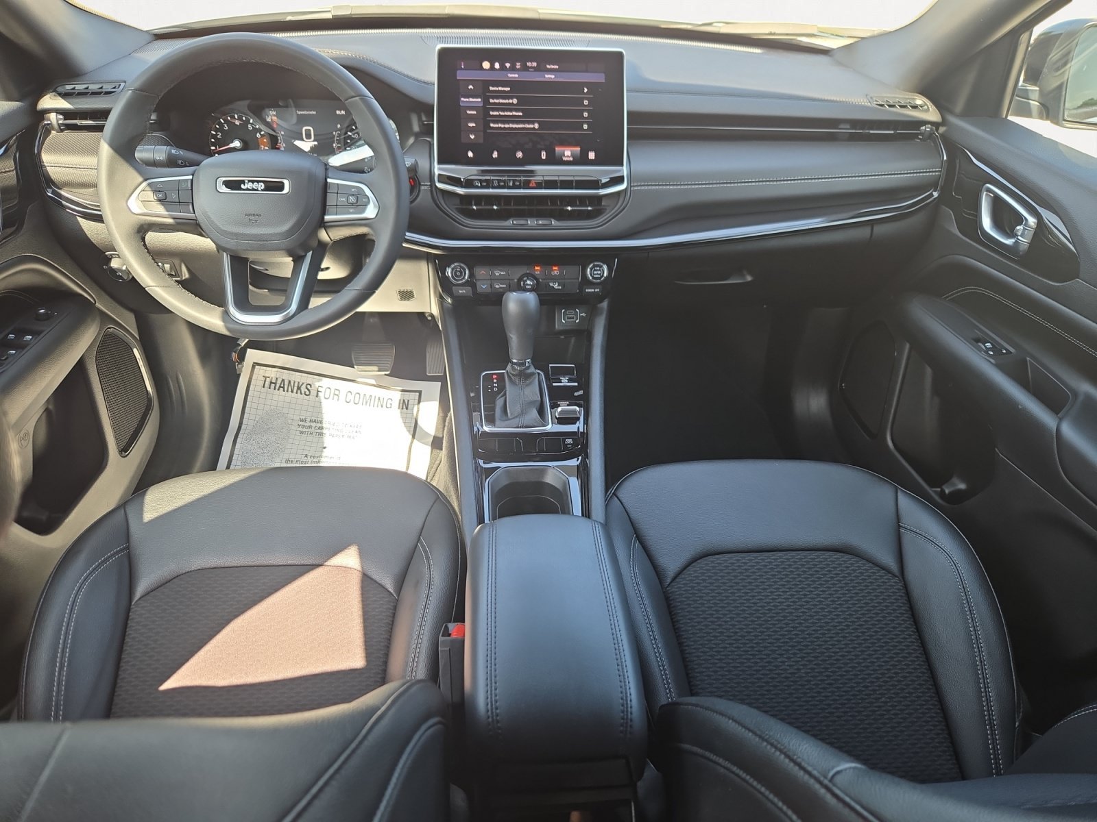 Used 2024 Silver Zynith Metallic Clearcoat Jeep Latitude image 3