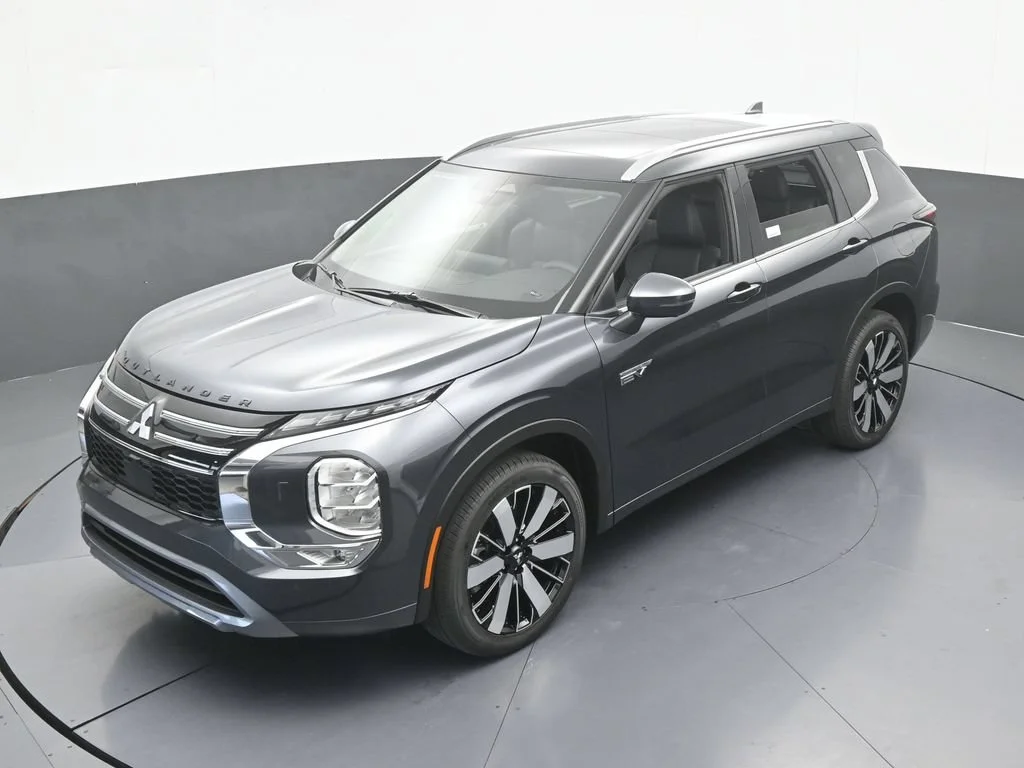 New 2026 Gray Mitsubishi SEL S-AWC image 56