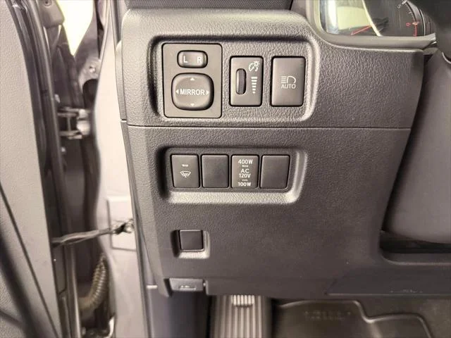 Certified Used 2020 MAGNETIC GRAY MET. Toyota  image 25