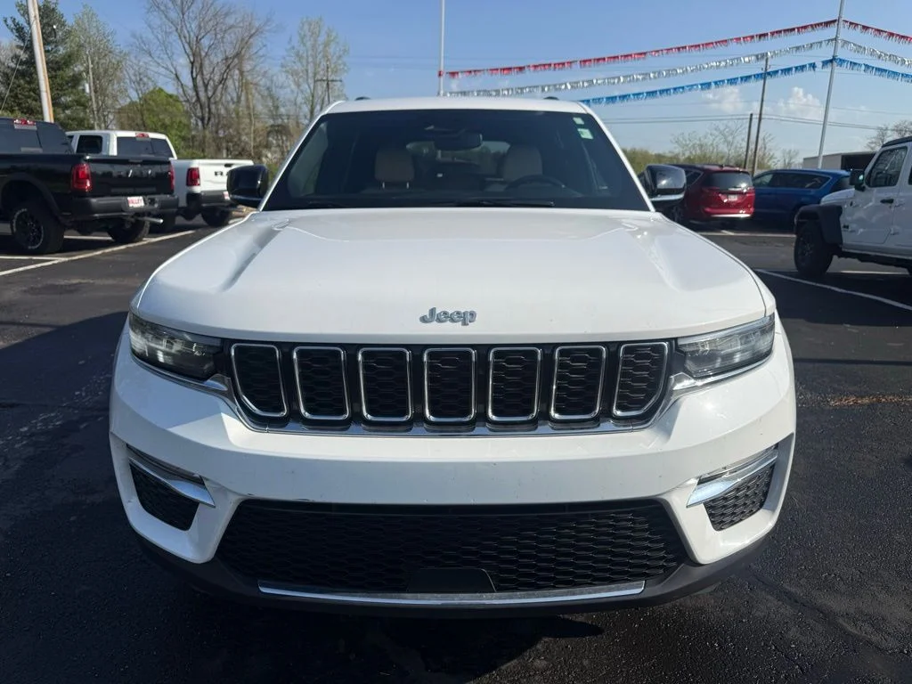 Certified Used 2024 White Jeep Limited image 3