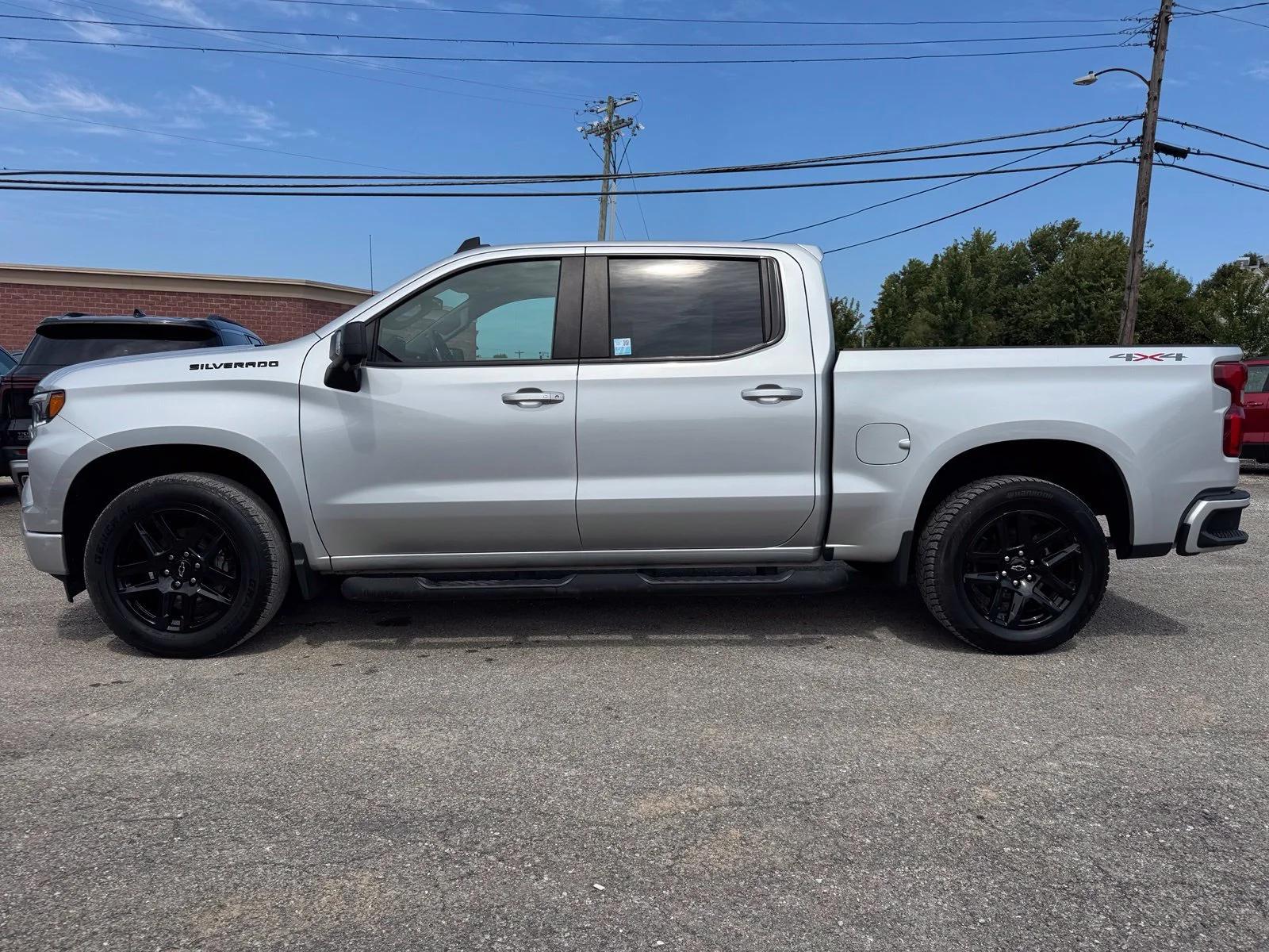 Used 2022 SILVER ICE METALLIC Chevrolet RST image 3