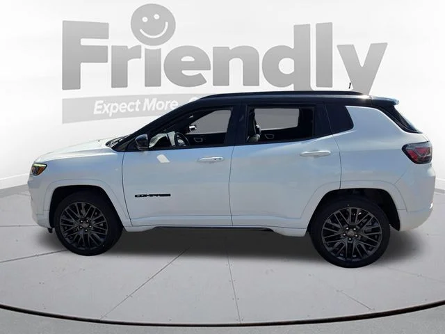 Used 2023 White Jeep Limited image 8