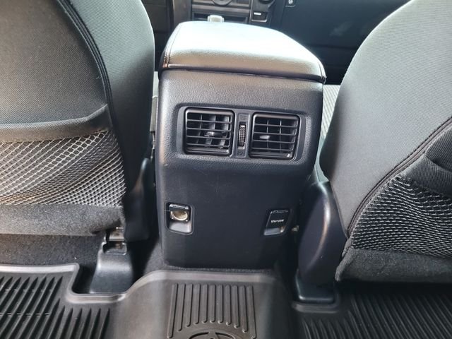 Used 2016 Blue Toyota Trail image 17