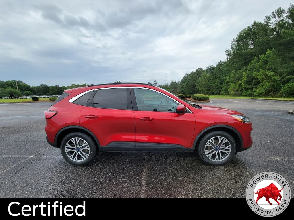 Used 2020 Red Ford SEL image 7