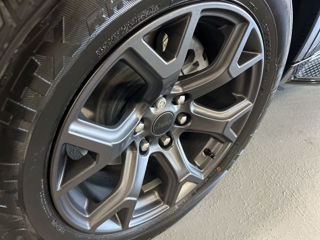 New 2026 High Gloss Black Jeep Limited Altitude image 12