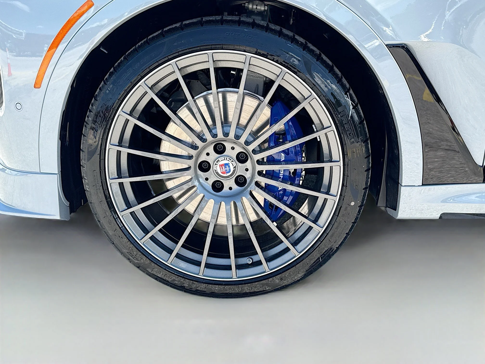 New 2026 Brooklyn Grey Metallic BMW ALPINA XB7 image 43