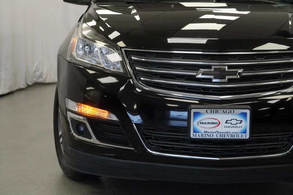 Used 2016 MOSAIC BLACK METALLIC Chevrolet LT image 12
