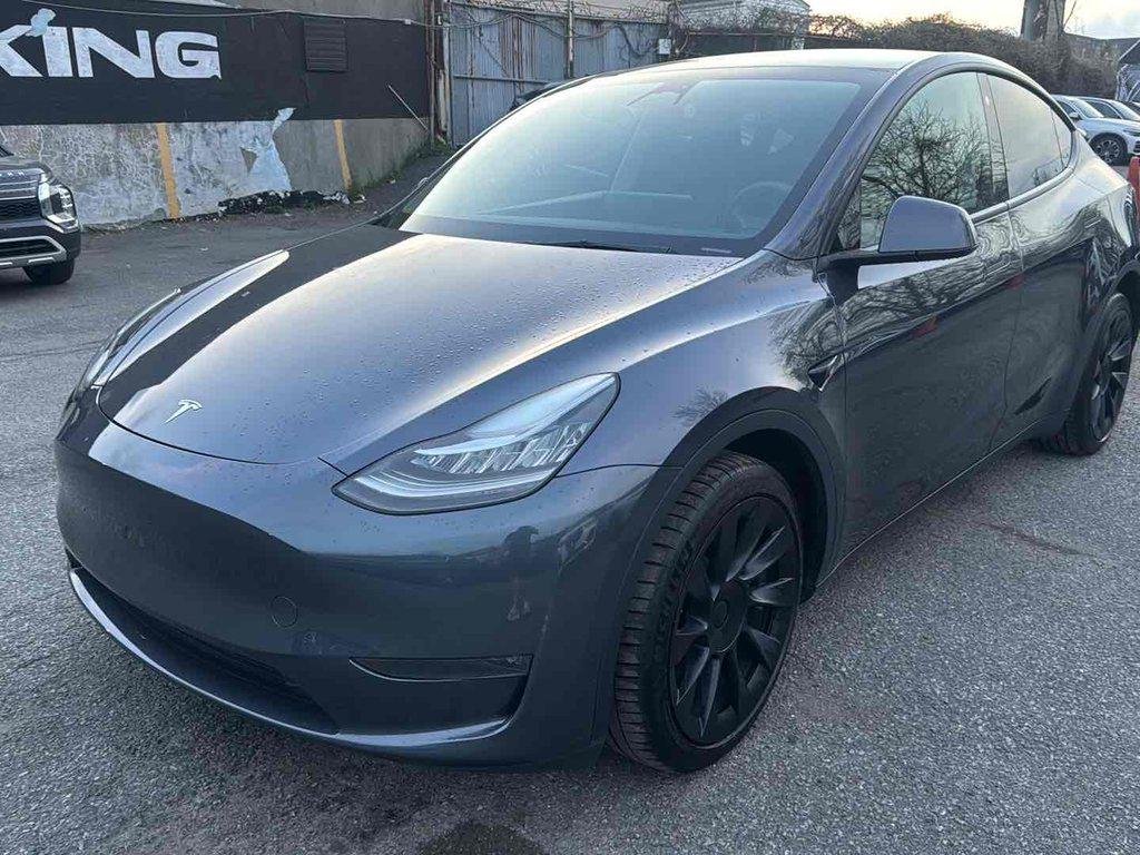 2023 Tesla Model Y Long Range Dual Motor All-Wheel Drive's photo