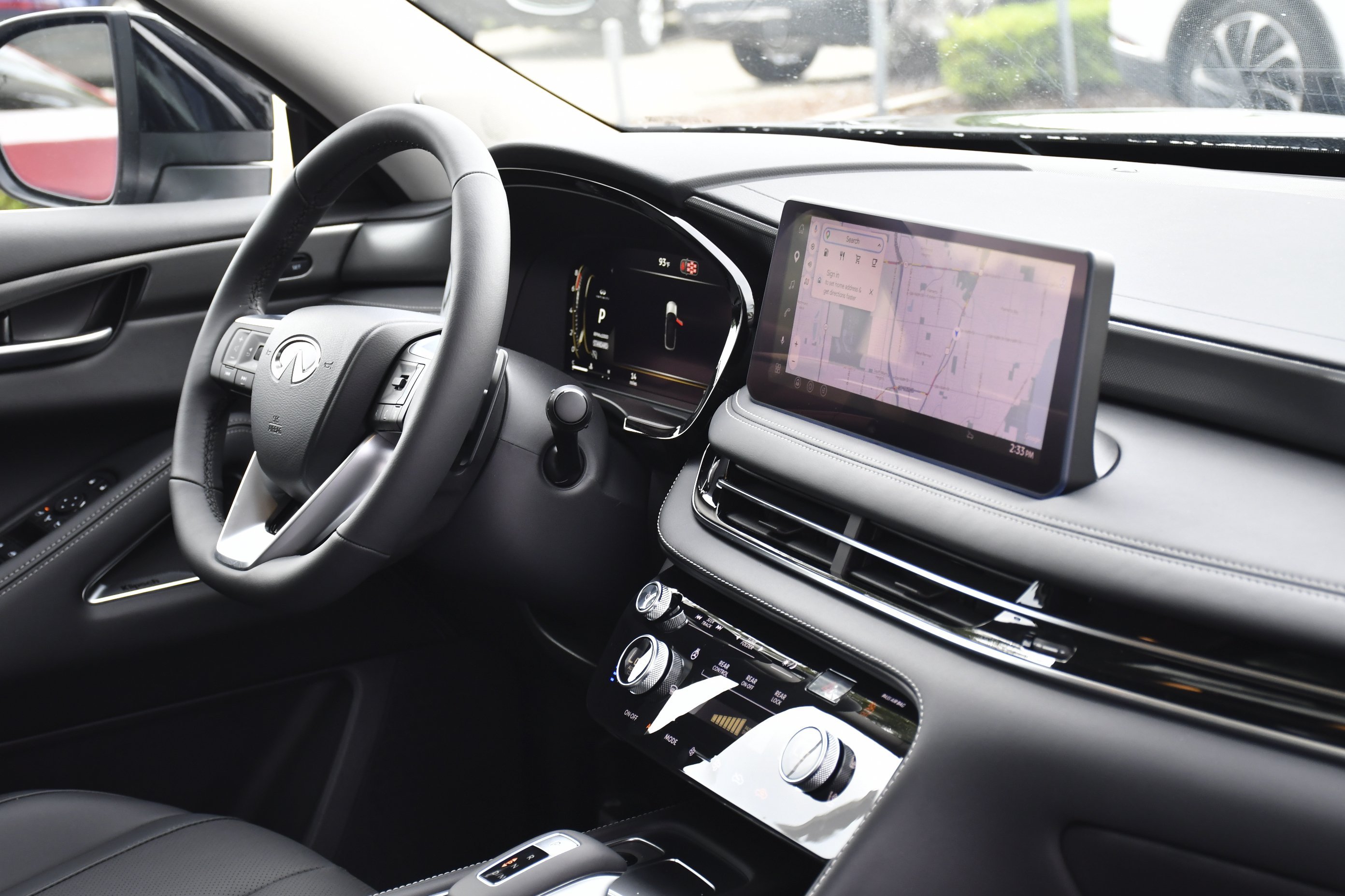 New 2027 MINERAL BLACK INFINITI Luxe FWD image 35