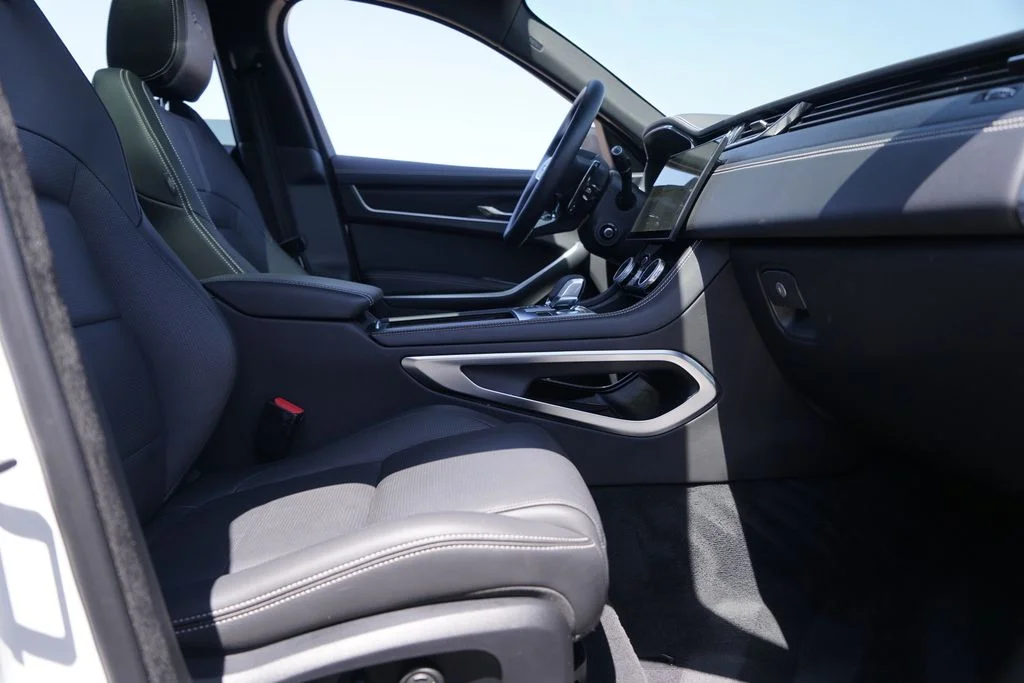 2026 Jaguar F-Pace R-Dynamic S - Photo 25