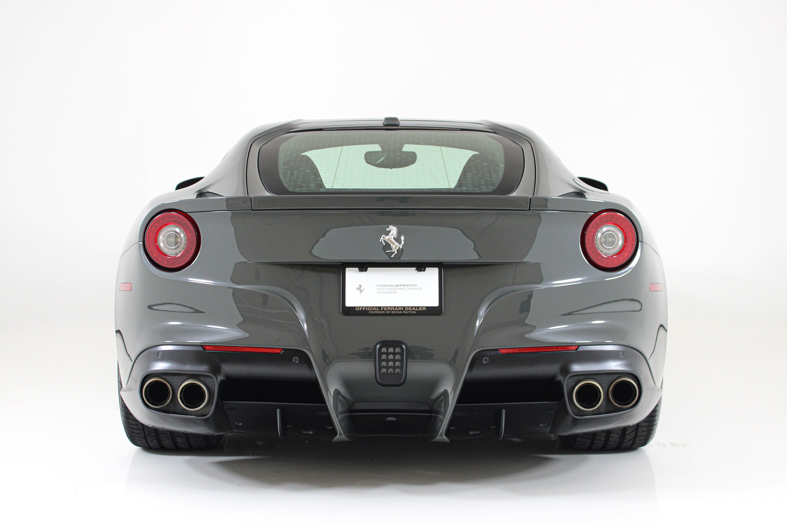 Used 2015 Grigio Scuro Ferrari  image 9