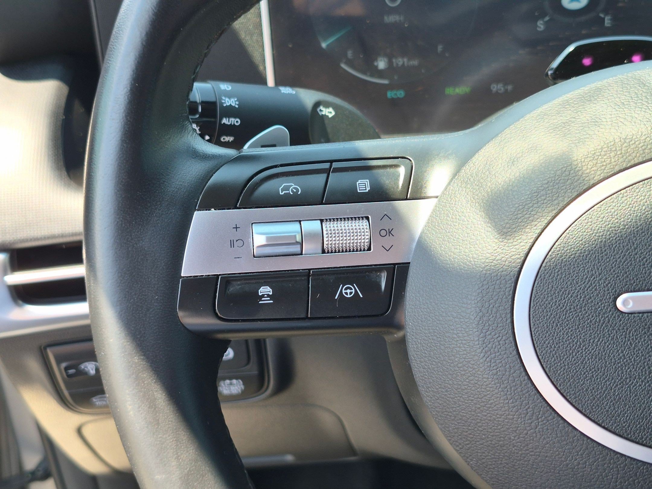 2025 Hyundai Tucson SEL Convenience - Photo 17