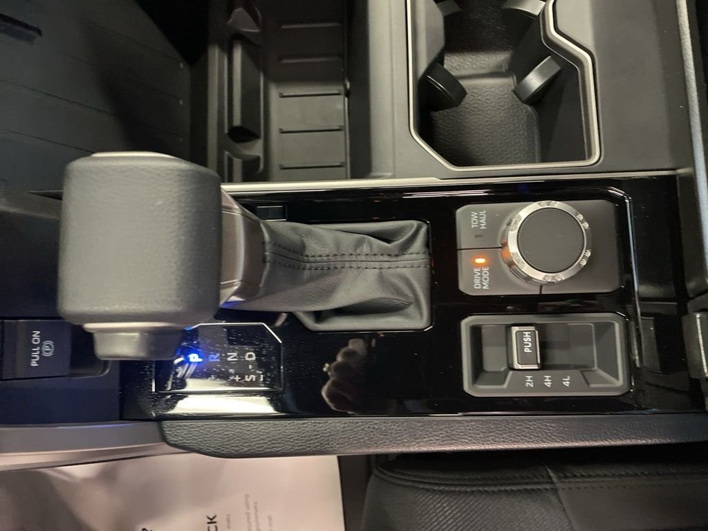 2026 Toyota Tundra SR5 - Photo 27