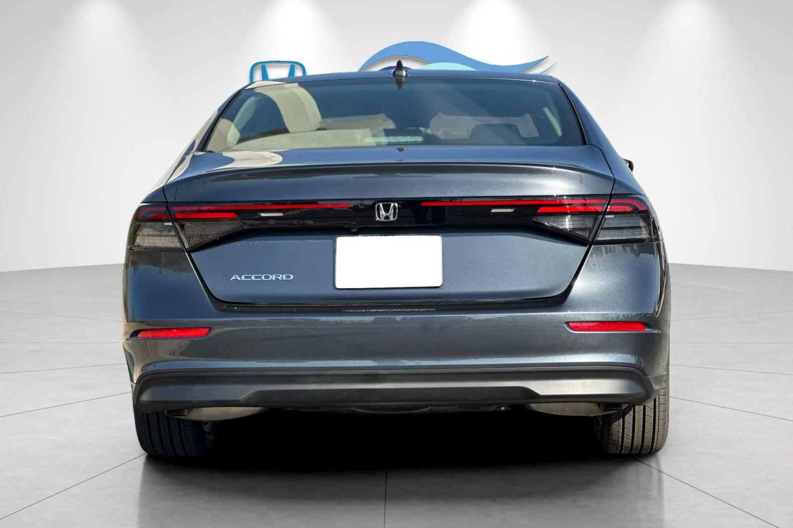 New 2026 Meteorite Gray Metallic Honda LX image 4