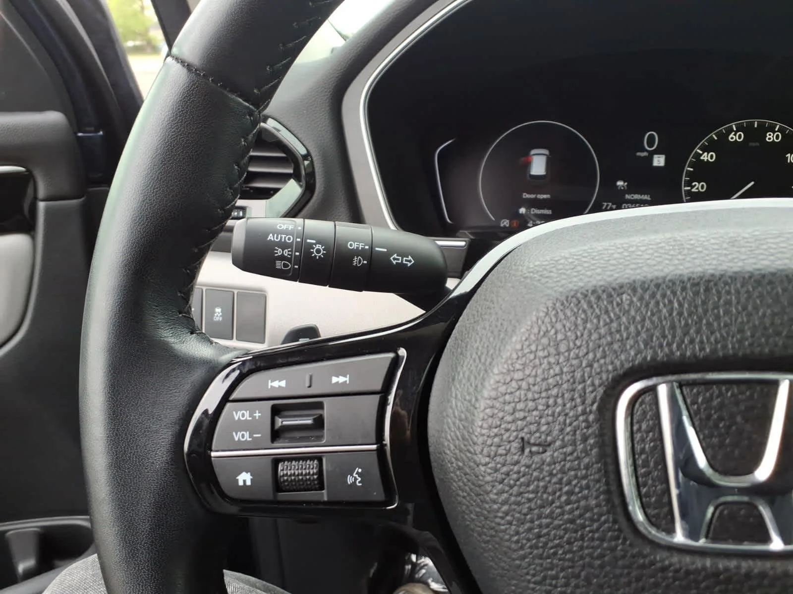 2024 Honda Pilot Touring - Photo 23