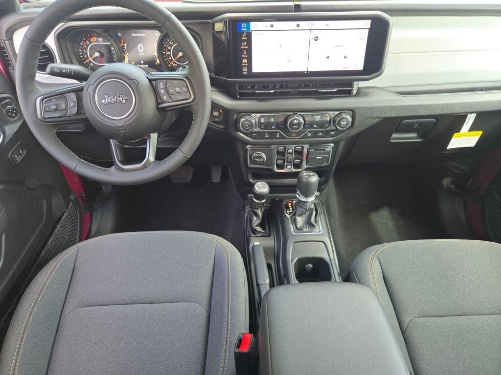 New 2026 Tuscadero Pearlcoat Jeep Sport S image 18