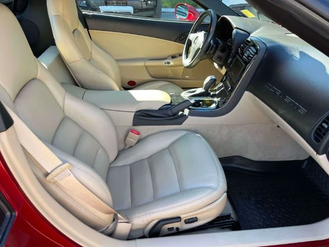 Used 2008 Crystal Red Metallic Tintcoat Chevrolet Base image 18