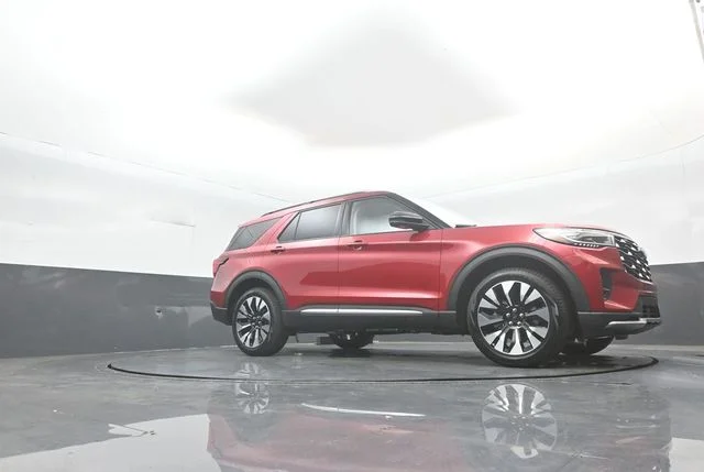 New 2026 Rapid Red Metallic Tinted Clearcoat Ford Platinum™ image 36