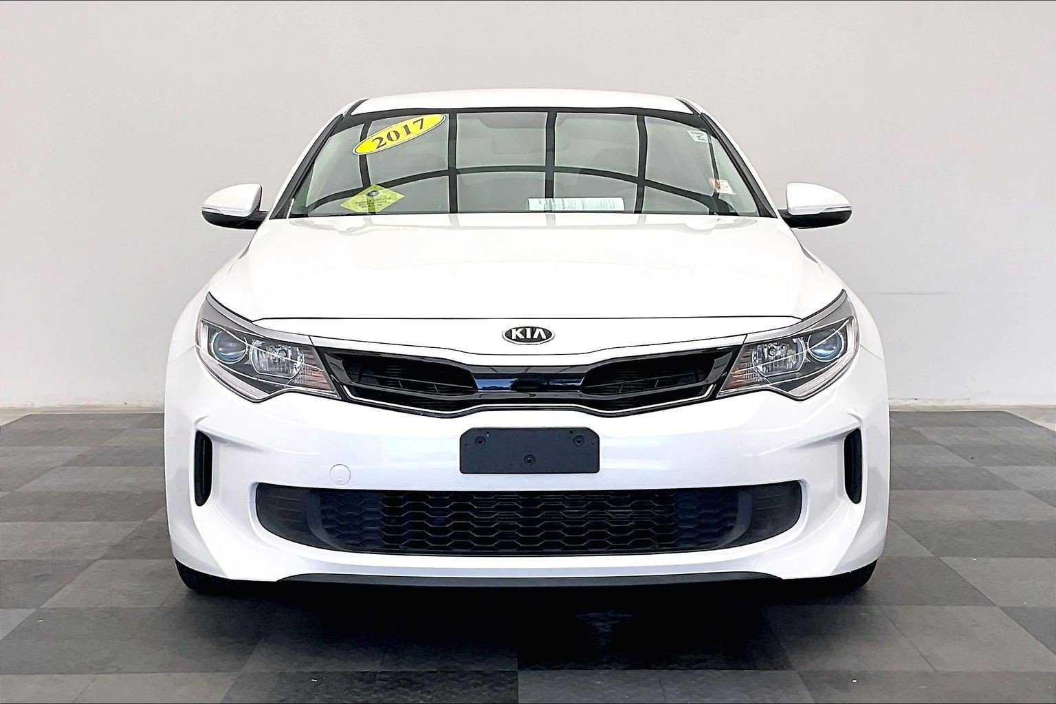 Used 2017 Kia Optima Premium Hybrid with VIN KNAGT4LC5H5004771 for sale in Placerville, CA