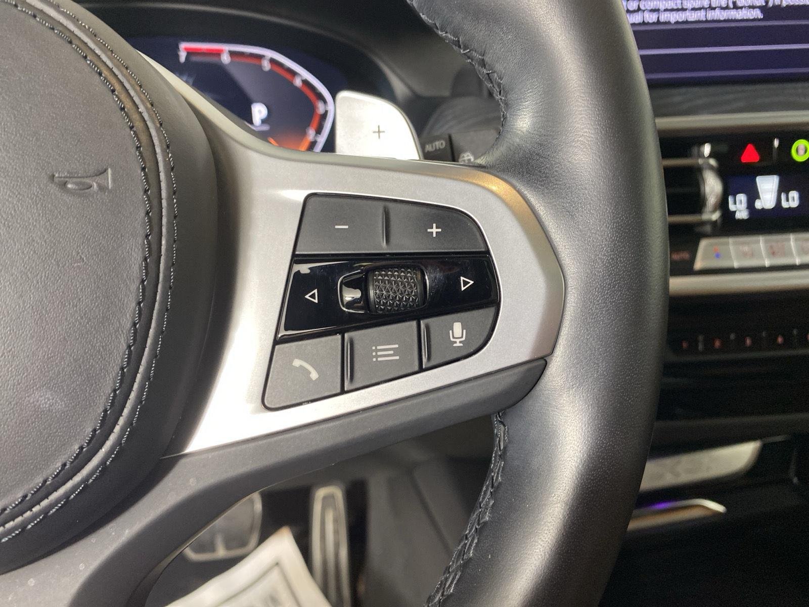 Used 2024 Carbon Black Metallic BMW xDrive30i image 20