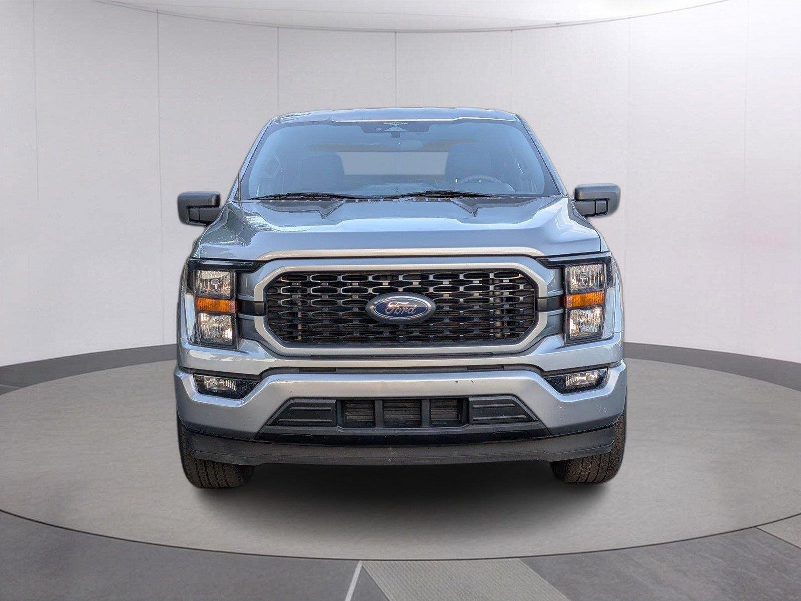 Used 2023 Iconic Silver Ford XL image 10