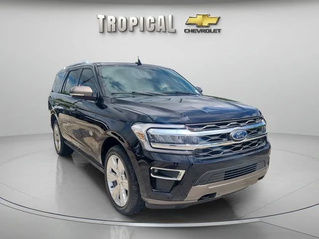 Used 2022  Ford King Ranch image 4