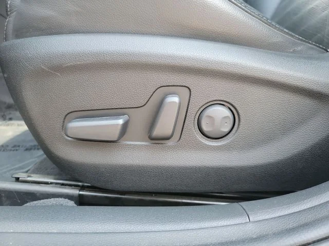 Used 2018 Blue Hyundai Sport image 16