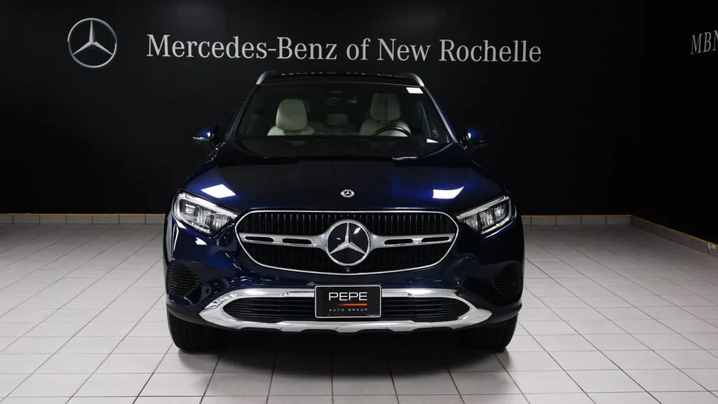 Certified Used 2023 Blue Mercedes-Benz GLC 300 image 2