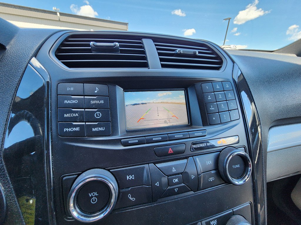 Used 2018 Shadow Black Ford Base image 14