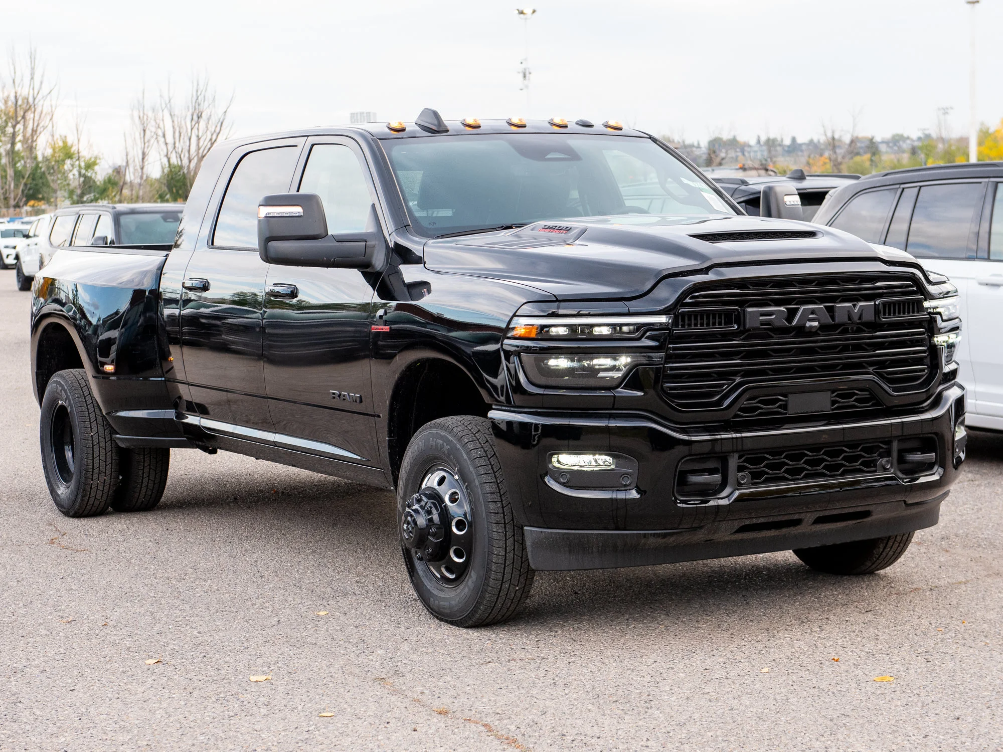 New 2026 Black RAM Laramie Night* Mega Cab 4x4, Max Tow Pkg, Sunroof, Heated/Ventilated Leather image 9