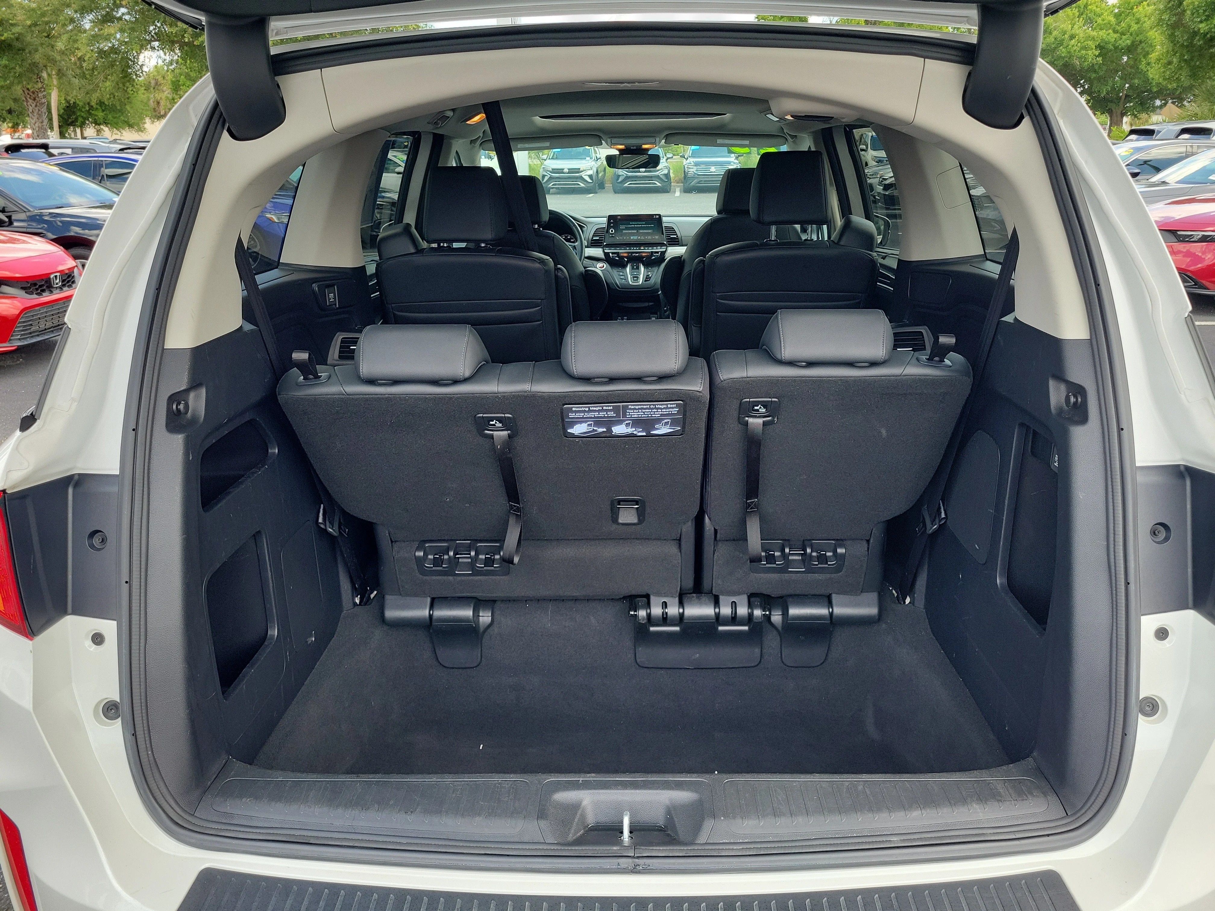 2025 Honda Odyssey EX-L - Photo 50