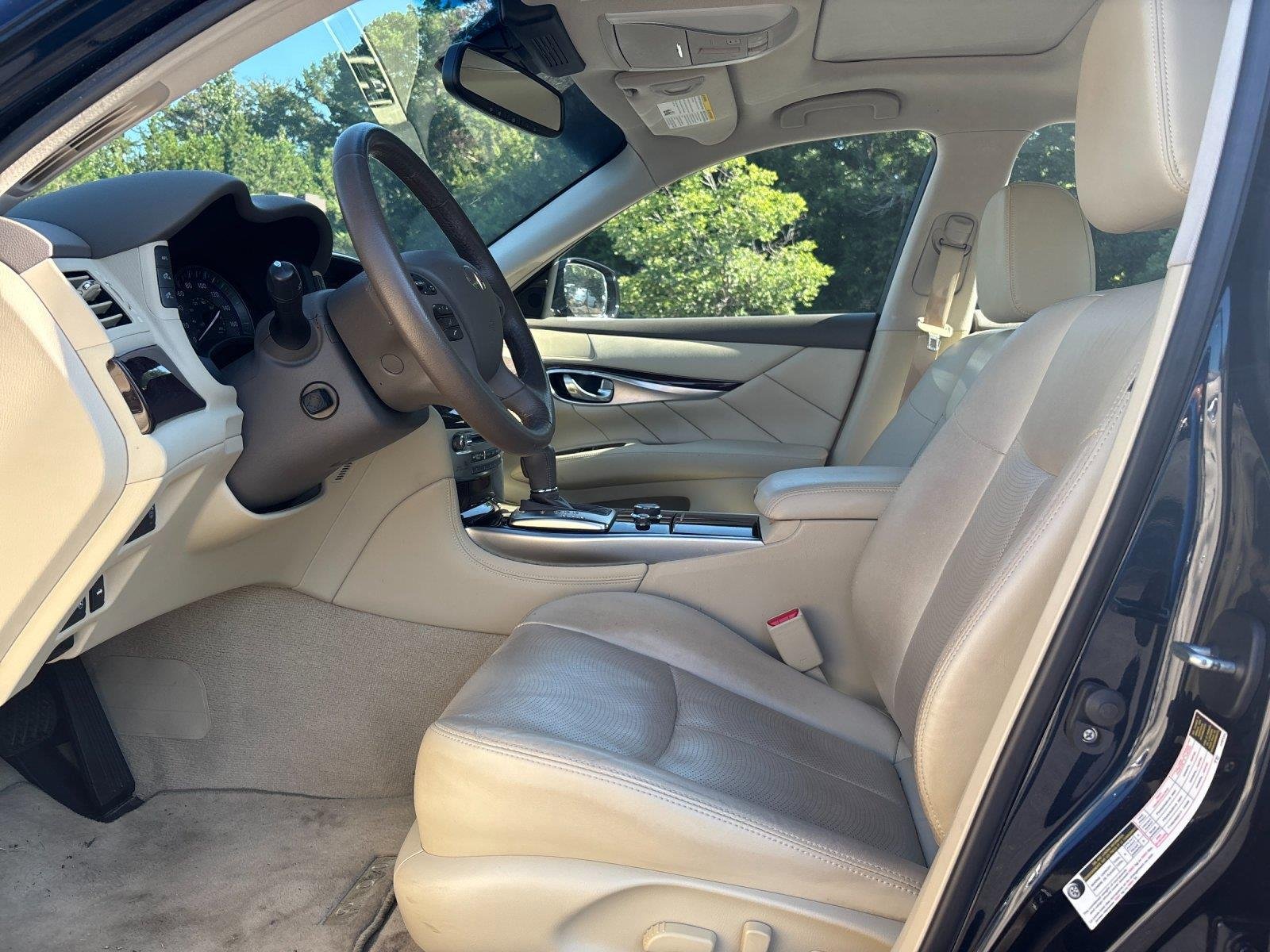 Used 2019 Hermosa Blue INFINITI 3.7 LUXE image 12