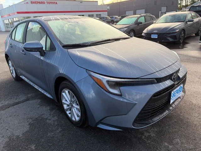 New 2027 Celestite Toyota Hybrid LE image 3