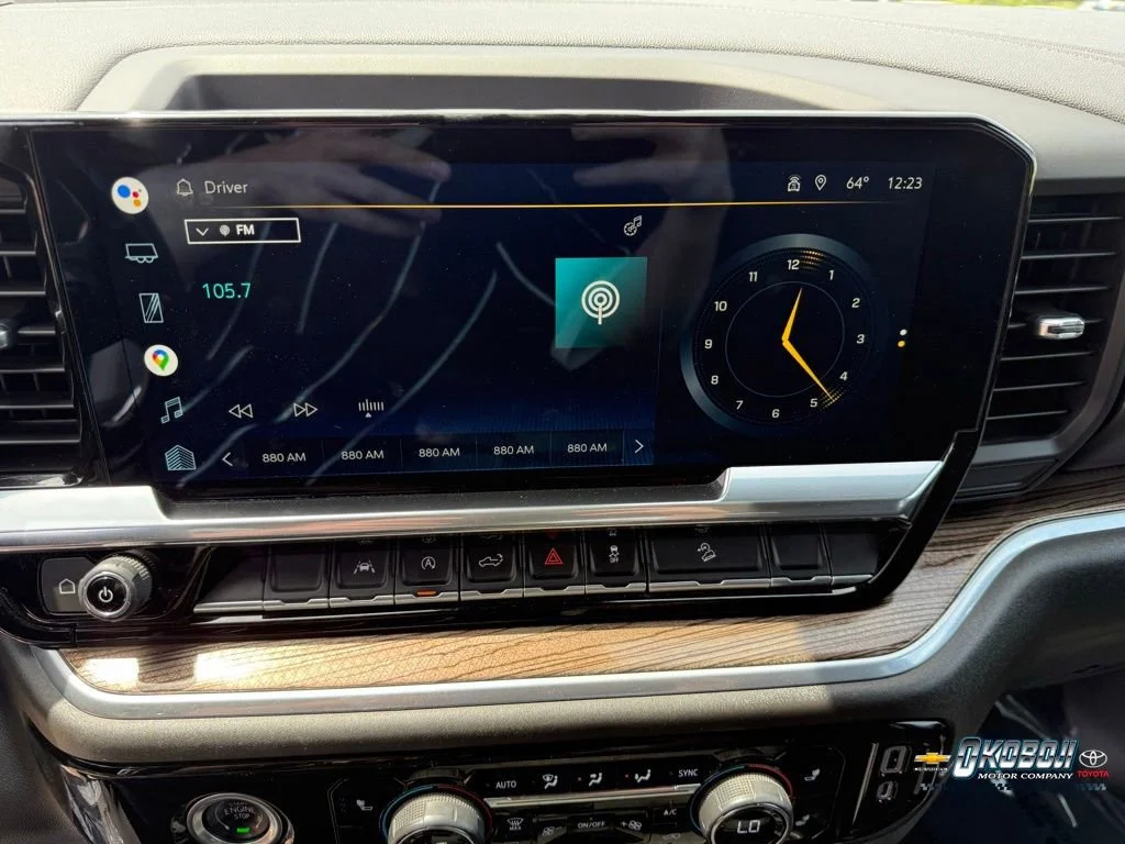 2022 Chevrolet Silverado 1500 LT - Photo 9