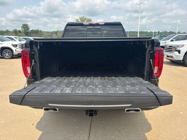 Used 2023 Onyx Black GMC Denali image 5