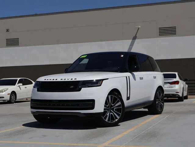 2023 Land Rover Range Rover SE