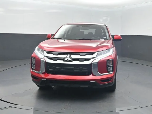Used 2024 Red Mitsubishi 2.0 ES image 28