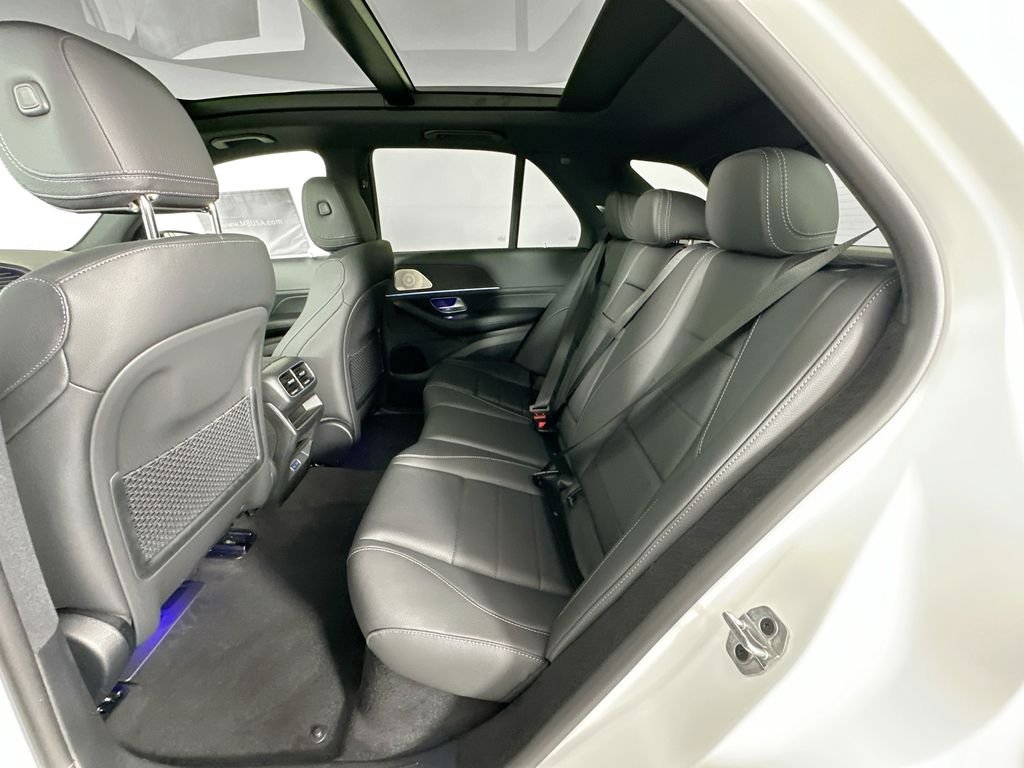New 2026 MANUFAKTUR Moonlight White Magno Mercedes-Benz GLE 450 image 26
